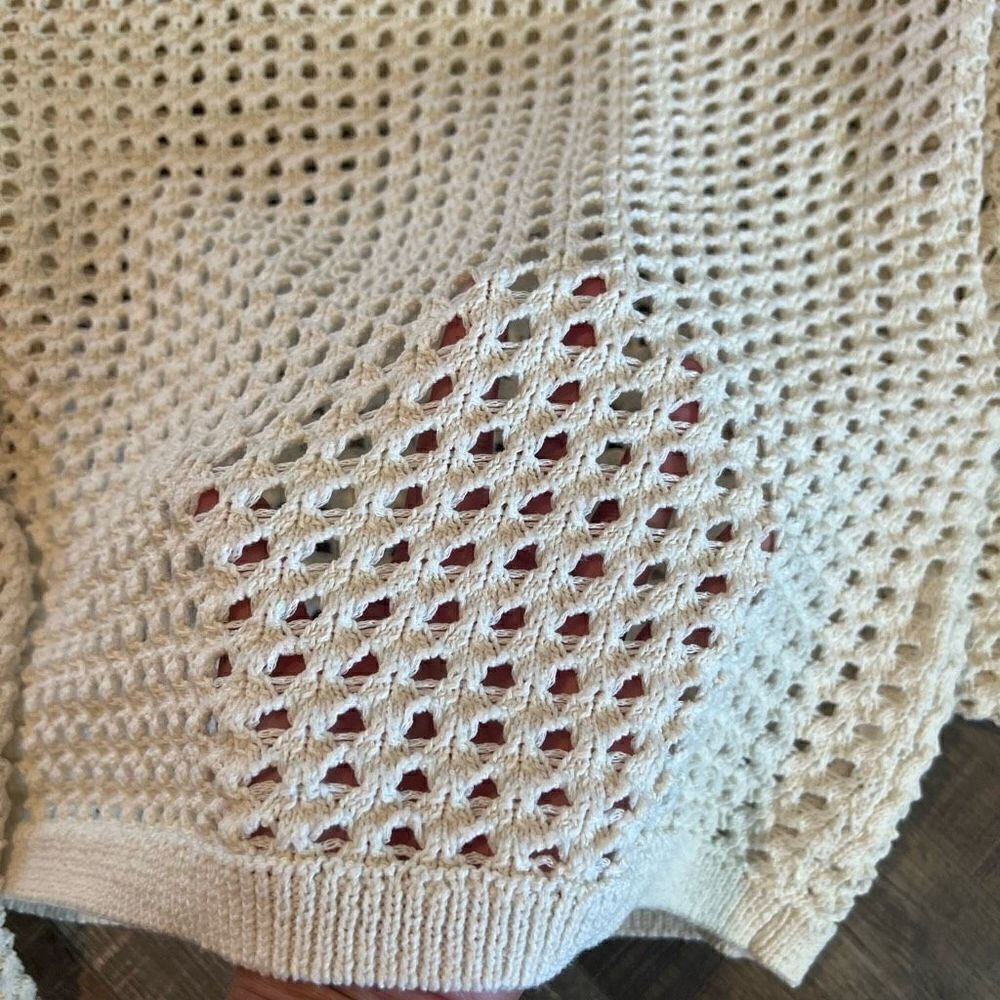 H and M off white crop sweater size L - Picture 6 of 6